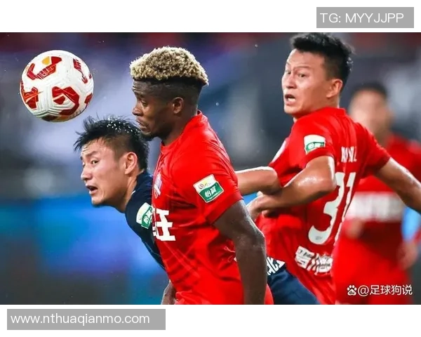 中超激战里昂逆转波尔图红牌事件引发全场热议与转会猜测