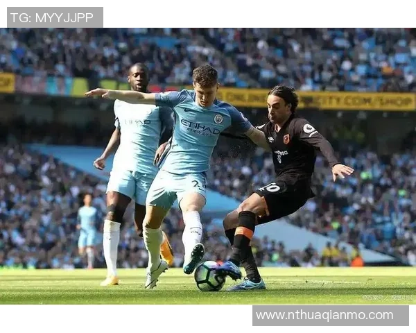 英超精彩对决AC米兰以3-0战胜曼城全场沸腾数据分析引人瞩目