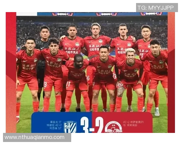 中超激战:AC米兰小胜曼联红牌争议引发全场热议与十大精彩进球回顾